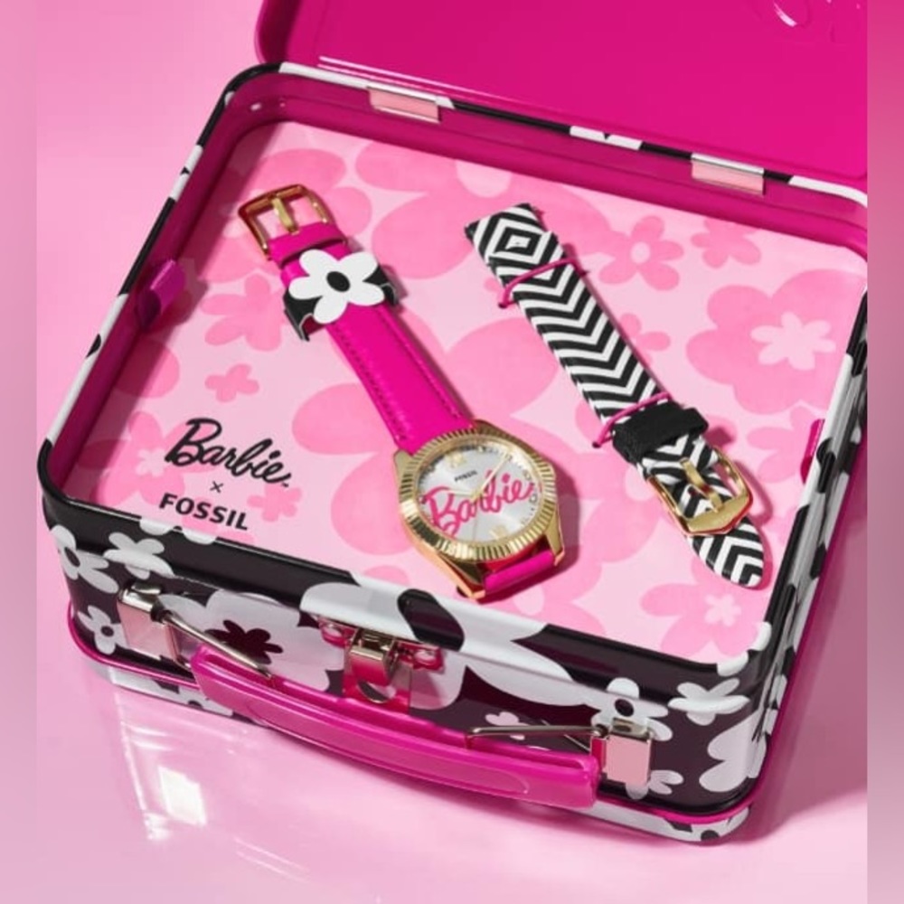 Barbie™ × Fossil Special Edition Pink Leather Watch Box Set